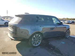 2025 Land Rover Range Rover SE with VIN SALKPBFUXSA265976, listed as a Copart auction lot 41811005 with 620 mi miles and Salvage Title. Bid and sale history available at carsss.com. Image 3.