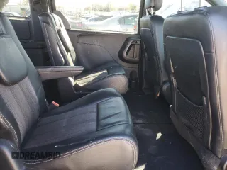 2014 Chrysler Town & Country S with VIN 2C4RC1HG7ER191693, listed as a Copart auction lot 75534013 with 136,231 mi miles and Salvage Title. Bid and sale history available at DreamBid. Image 11.