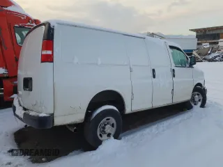 2023 Chevrolet Express Cargo z VIN 1GCWGAFP5P1167426, wystawiony jako Copart lot #41523735 z przebiegiem Nie podano mil oraz Szkoda całkowita • Salvage title. Historia ofert i sprzedaży dostępna na DreamBid. Obrazek 3.