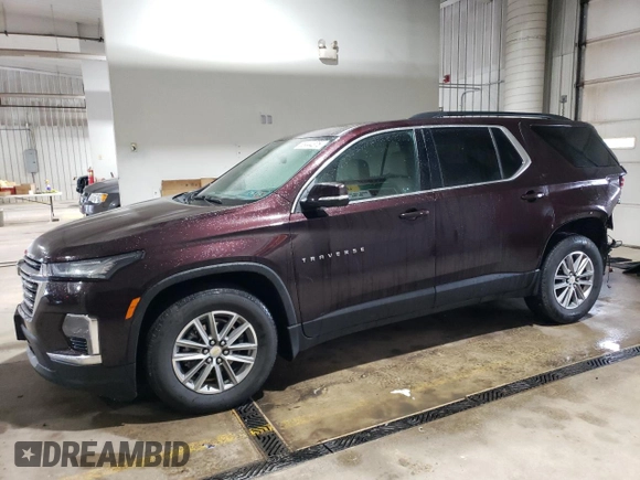2022 Chevrolet Traverse LT Cloth z VIN 1GNEVGKW1NJ151150, wystawiony jako Copart lot #55444375 z przebiegiem 31 076 mil mil oraz Szkoda całkowita • Salvage title. Historia ofert i sprzedaży dostępna na DreamBid. Obrazek 1.