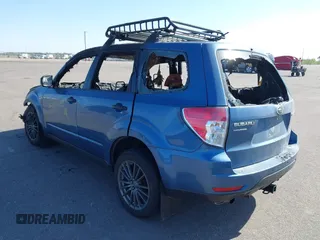 2010 Subaru Forester X с VIN JF2SH6AC7AH758192, выставлен на аукционе IAAI как лот 42237088 с пробегом Не указан миль и . История ставок и продаж доступна на DreamBid. Изображение 3.