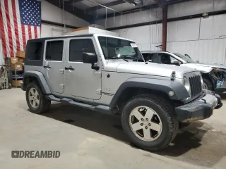 2008 Jeep Wrangler Unlimited Sahara with VIN 1J4GA59148L652001, listed as a Copart auction lot 48599655 with 161,436 mi miles and Clean title. Bid and sale history available at DreamBid. Image 4.