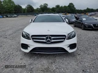 2017 Mercedes-Benz E 300 Luxury z VIN WDDZF4JB0HA082594, wystawiony jako Copart lot #61448885 z przebiegiem Nie podano mil oraz Szkoda całkowita • Salvage title. Historia ofert i sprzedaży dostępna na DreamBid. Obrazek 5.