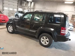 2009 Jeep Liberty Sport with VIN 1J8GN28K79W547903, listed as a IAAI auction lot 41889962 with 127,821 mi miles. Bid and sale history available at carsss.com. Image 3.