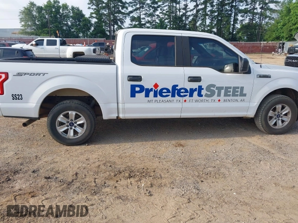 2015 Ford F-150 XL with VIN 1FTEW1CP3FKD56331, listed as a IAAI auction lot 42394322 with 203,134 mi miles and . Bid and sale history available at DreamBid. Image 13.