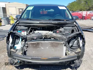 2017 Honda Odyssey SE with VIN 5FNRL5H37HB010208, listed as a IAAI auction lot 41828809 with 67,399 mi miles and . Bid and sale history available at carsss.com. Image 12.