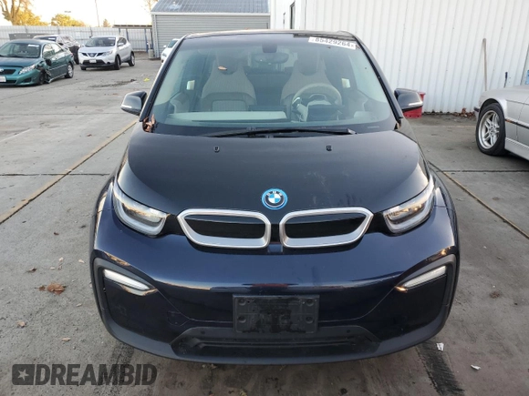 2019 BMW i3 with VIN WBY8P4C57K7D27696, listed as a Copart auction lot 85429264 with 32,219 mi miles and Salvage title. Bid and sale history available at DreamBid. Image 5.