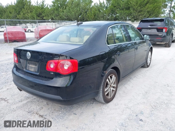 2005 Volkswagen Jetta 2.5L with VIN 3VWSF71K55M623826, listed as a IAAI auction lot 42734734 with 245,235 mi miles and . Bid and sale history available at DreamBid. Image 4.