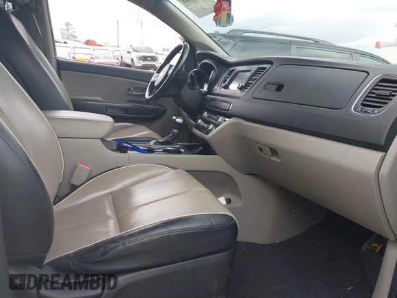 2021 Kia Sedona EX with VIN KNDMB5C11M6671063, listed as a IAAI auction lot 41707868 with 130,891 mi miles. Bid and sale history available at carsss.com. Image 5.