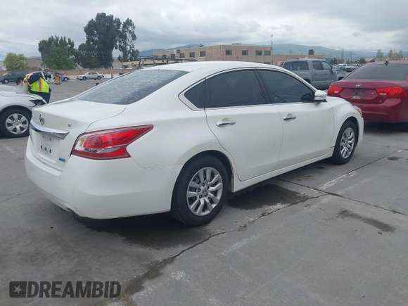 2013 Nissan Altima 2.5 S with VIN 1N4AL3AP7DC256039, listed as a IAAI auction lot 42075241 with 216,625 mi miles and . Bid and sale history available at carsss.com. Image 4.