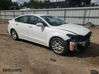 2014 Ford Fusion SE with VIN 1FA6P0H74E5382119, listed as a Copart auction lot 52708745 with 200,242 mi miles and Clean Title. Bid and sale history available at carsss.com. Image 4.