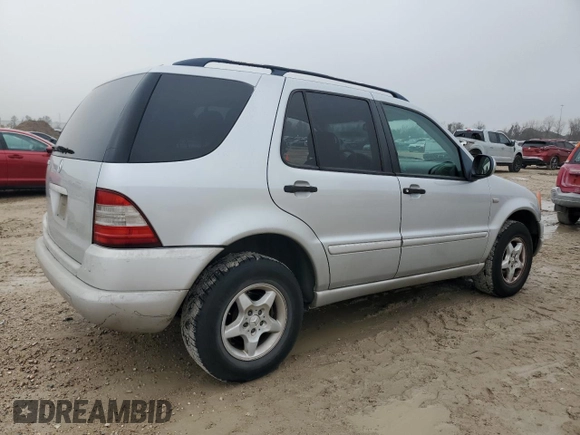 2000 Mercedes-Benz M 320/430/500 z VIN 4JGAB54E8YA214902, wystawiony jako Copart lot #46238825 z przebiegiem Nie podano mil oraz Szkoda całkowita • Salvage title. Historia ofert i sprzedaży dostępna na DreamBid. Obrazek 3.