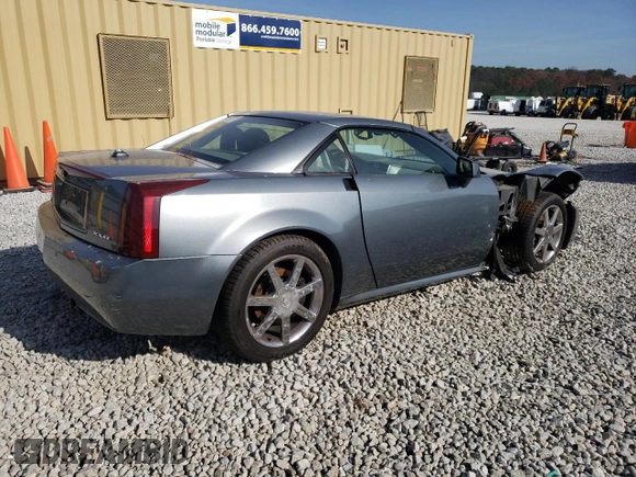 2004 Cadillac XLR z VIN 1G6YV34A845603654, wystawiony jako Copart lot #83494824 z przebiegiem 89 609 mil mil oraz Szkoda całkowita • Salvage title. Historia ofert i sprzedaży dostępna na DreamBid. Obrazek 3.