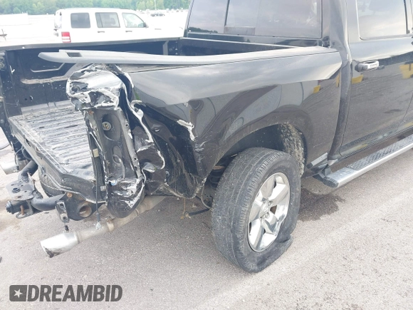 2015 Ram 1500 Big Horn с VIN 3C6RR7LT1FG598249, выставлен на аукционе IAAI как лот 42205424 с пробегом 113 262 миль миль и . История ставок и продаж доступна на DreamBid. Изображение 18.