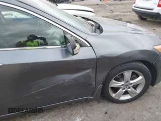 2009 Acura TSX z VIN JH4CU26609C006240, wystawiony jako IAAI lot #41721575 z przebiegiem 172 916 mil mil oraz . Historia ofert i sprzedaży dostępna na DreamBid. Obrazek 6.