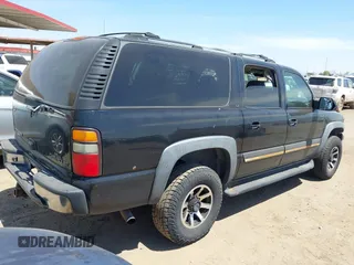 2004 Chevrolet Suburban LS with VIN 3GNGK26U94G237545, listed as a IAAI auction lot 42331246 with 373,569 mi miles and . Bid and sale history available at DreamBid. Image 4.