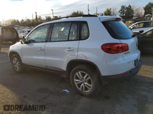 2016 Volkswagen Tiguan SE with VIN WVGBV7AX0GW528462, listed as a Copart auction lot 49254155 with 97,202 mi miles and Salvage Title. Bid and sale history available at DreamBid. Image 2.