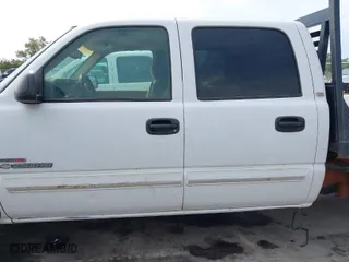 2003 Chevrolet Silverado 2500HD LS with VIN 1GCHK23193F126937, listed as a IAAI auction lot 41893874 with 260,432 mi miles. Bid and sale history available at carsss.com. Image 14.