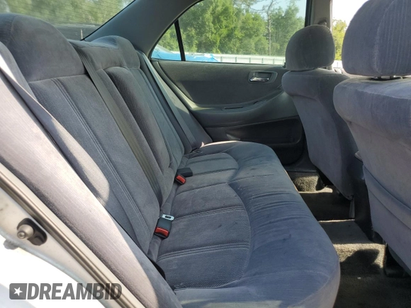 1999 Honda Accord LX z VIN 1HGCG5647XA024074, wystawiony jako Copart lot #56057575 z przebiegiem Nie podano mil oraz Szkoda całkowita • Salvage title. Historia ofert i sprzedaży dostępna na DreamBid. Obrazek 10.
