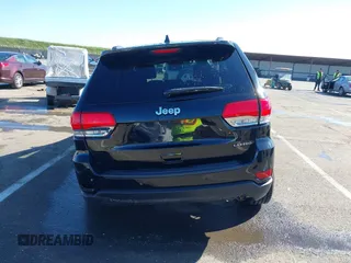 2018 Jeep Grand Cherokee Altitude with VIN 1C4RJEAG6JC300803, listed as a IAAI auction lot 41665023 with 158,828 mi miles. Bid and sale history available at carsss.com. Image 17.