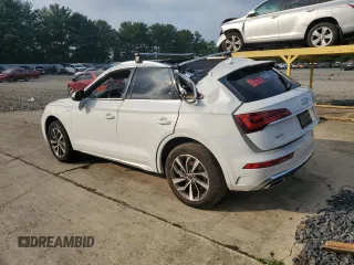 2024 Audi Q5 S line Premium Plus with VIN WA1EAAFY0R2070132, listed as a Copart auction lot 66085934 with 2,313 mi miles and Salvage title. Bid and sale history available at DreamBid. Image 2.