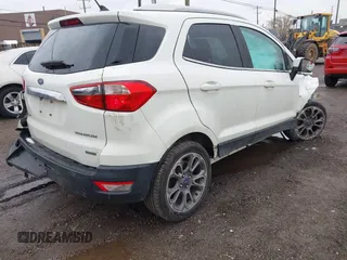 2019 Ford EcoSport Titanium z VIN MAJ3S2KE7KC276727, wystawiony jako IAAI lot #40913649 z przebiegiem 95 390 mil mil oraz . Historia ofert i sprzedaży dostępna na DreamBid. Obrazek 4.