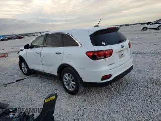 2020 Kia Sorento L with VIN 5XYPG4A39LG644010, listed as a Copart auction lot 50836765 with 67,526 mi miles and Salvage Title. Bid and sale history available at carsss.com. Image 2.