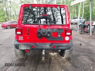 2018 Jeep Wrangler Unlimited Rubicon with VIN 1C4HJXFG3JW273266, listed as a IAAI auction lot 42093919 with 90,700 mi miles and . Bid and sale history available at DreamBid. Image 16.