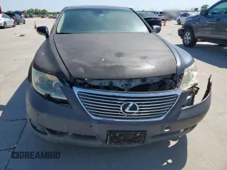 2009 Lexus LS 460 z VIN JTHBL46F195087957, wystawiony jako Copart lot #52193575 z przebiegiem 246 905 mil mil oraz Czysty tytuł • Clean title. Historia ofert i sprzedaży dostępna na DreamBid. Obrazek 5.