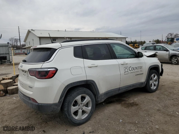 2020 Jeep Compass Latitude with VIN 3C4NJDBB8LT101108, listed as a Copart auction lot 47599915 with 69,904 mi miles and Salvage Title. Bid and sale history available at carsss.com. Image 3.