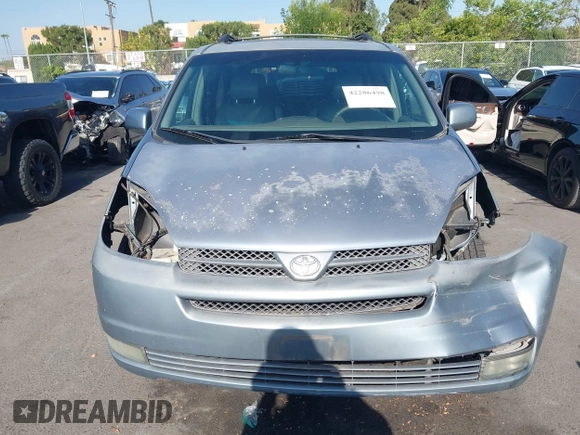 2004 Toyota Sienna XLE z VIN 5TDZA22C84S104455, wystawiony jako IAAI lot #42286498 z przebiegiem 133 624 mil mil oraz . Historia ofert i sprzedaży dostępna na DreamBid. Obrazek 13.