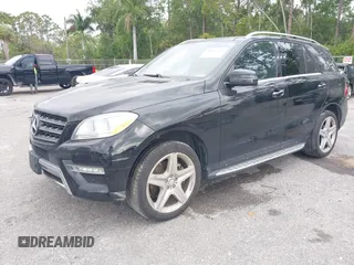 2014 Mercedes-Benz M 350 with VIN 4JGDA5HB0EA280601, listed as a IAAI auction lot 41871333 with 109,789 mi miles and . Bid and sale history available at DreamBid. Image 17.
