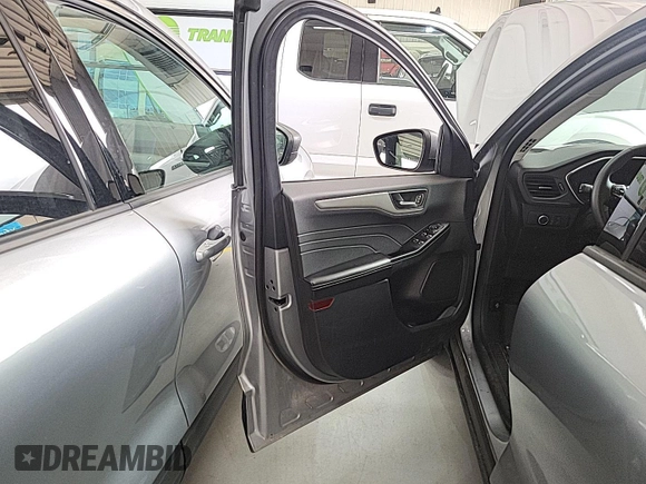 2022 Ford Escape SE with VIN 1FMCU0G67NUB80990, listed as a IAAI auction lot 42858836 with 94,635 mi miles and . Bid and sale history available at DreamBid. Image 8.