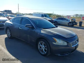 2012 Nissan Maxima 3.5 S with VIN 1N4AA5AP3CC865533, listed as a IAAI auction lot 40485160 with 154,624 mi miles. Bid and sale history available at carsss.com. Image 1.