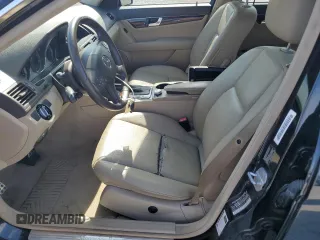 2010 Mercedes-Benz C 300 Sport с VIN WDDGF5EB4AR093127, выставлен на аукционе Copart как лот 64737895 с пробегом 129 833 миль миль и Списание • Salvage title. История ставок и продаж доступна на DreamBid. Изображение 7.