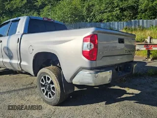 2016 Toyota Tundra 4WD Truck SR with VIN 5TFUM5F18GX066171, listed as a Copart auction lot 66554654 with 101,789 mi miles and Salvage Title. Bid and sale history available at carsss.com. Image 3.