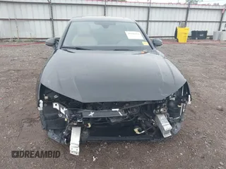 2020 Audi A4 Premium Plus with VIN WAUENAF41LA052093, listed as a IAAI auction lot 39436553 with 30,810 mi miles and . Bid and sale history available at carsss.com. Image 13.