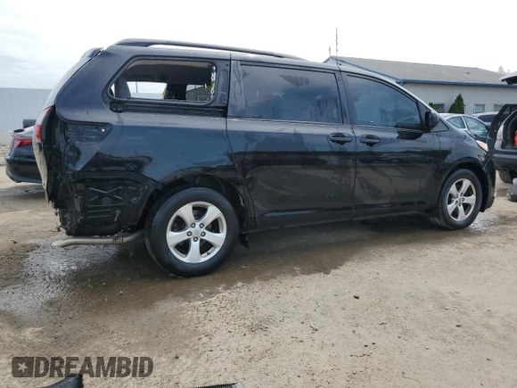 2016 Toyota Sienna LE AAS z VIN 5TDKK3DC1GS721878, wystawiony jako Copart lot #57092105 z przebiegiem 87 655 mil mil oraz Szkoda całkowita • Salvage title. Historia ofert i sprzedaży dostępna na DreamBid. Obrazek 3.