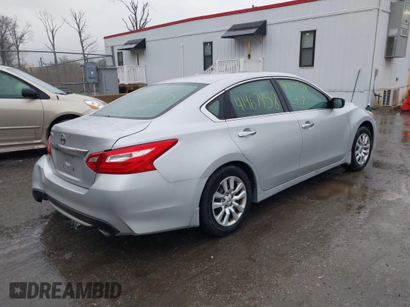 2016 Nissan Altima S with VIN 1N4AL3AP7GN350673, listed as a IAAI auction lot 41967958 with 132,352 mi miles and . Bid and sale history available at carsss.com. Image 4.