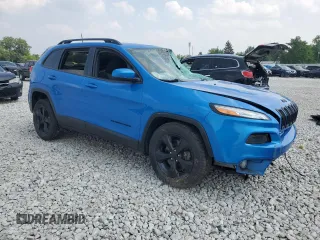 2018 Jeep Cherokee Latitude z VIN 1C4PJMCB0JD607736, wystawiony jako Copart lot #58635835 z przebiegiem Nie podano mil oraz Szkoda całkowita • Salvage title. Historia ofert i sprzedaży dostępna na DreamBid. Obrazek 4.