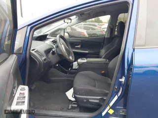 2015 Toyota Prius v Two with VIN JTDZN3EU7FJ029780, listed as a IAAI auction lot 41837874 with 166,977 mi miles. Bid and sale history available at carsss.com. Image 5.