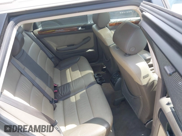 2004 Audi allroad A6 V8 with VIN WA1YD64B94N091052, listed as a IAAI auction lot 42069786 with 214,042 mi miles and . Bid and sale history available at DreamBid. Image 8.