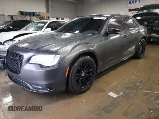 2015 Chrysler 300 C with VIN 2C3CCAEGXFH922431, listed as a Copart auction lot 83682014 with 104,698 mi miles and Salvage Title. Bid and sale history available at carsss.com. Image 1.