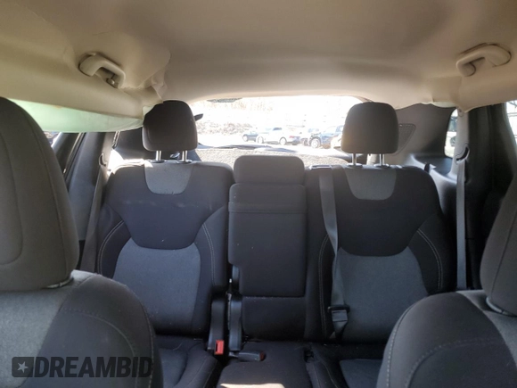 2017 Jeep Cherokee Sport with VIN 1C4PJMAB7HW630500, listed as a Copart auction lot 50075905 with 103,623 mi miles and Clean Title. Bid and sale history available at carsss.com. Image 10.