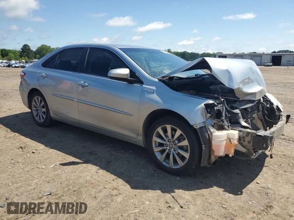 2017 Toyota Camry Hybrid LE z VIN 4T1BD1FK3HU207767, wystawiony jako Copart lot #56944035 z przebiegiem 176 885 mil mil oraz Czysty tytuł • Clean title. Historia ofert i sprzedaży dostępna na DreamBid. Obrazek 4.