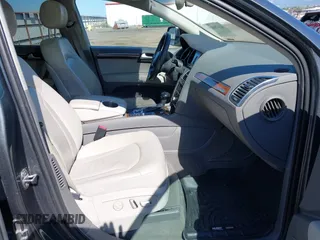 2014 Audi Q7 Premium Plus с VIN WA1LMAFE9ED012328, выставлен на аукционе IAAI как лот 42478603 с пробегом 148 938 миль миль и . История ставок и продаж доступна на DreamBid. Изображение 5.