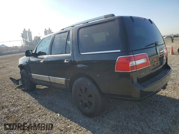 2011 Lincoln Navigator z VIN 5LMJJ2H54BEJ04714, wystawiony jako Copart lot #83490764 z przebiegiem 82 685 mil mil oraz Szkoda całkowita • Salvage title. Historia ofert i sprzedaży dostępna na DreamBid. Obrazek 2.