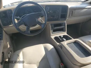 2005 Chevrolet Suburban Z71 with VIN 3GNFK16Z15G114163, listed as a Copart auction lot 55646365 with 212,653 mi miles and Salvage Title. Bid and sale history available at DreamBid. Image 8.