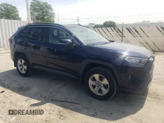 2019 Toyota RAV4 XLE with VIN 2T3W1RFV0KC027858, listed as a Copart auction lot 54301995 with 145,669 mi miles and Salvage Title. Bid and sale history available at carsss.com. Image 4.