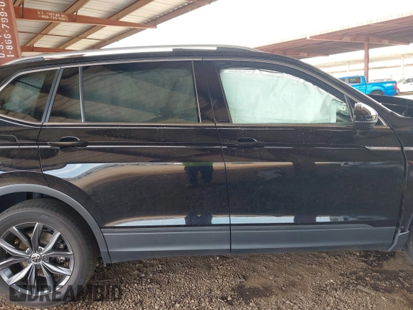 2022 Volkswagen Tiguan SE with VIN 3VV3B7AX4NM109997, listed as a IAAI auction lot 41906297 with 62,692 mi miles and . Bid and sale history available at DreamBid. Image 13.